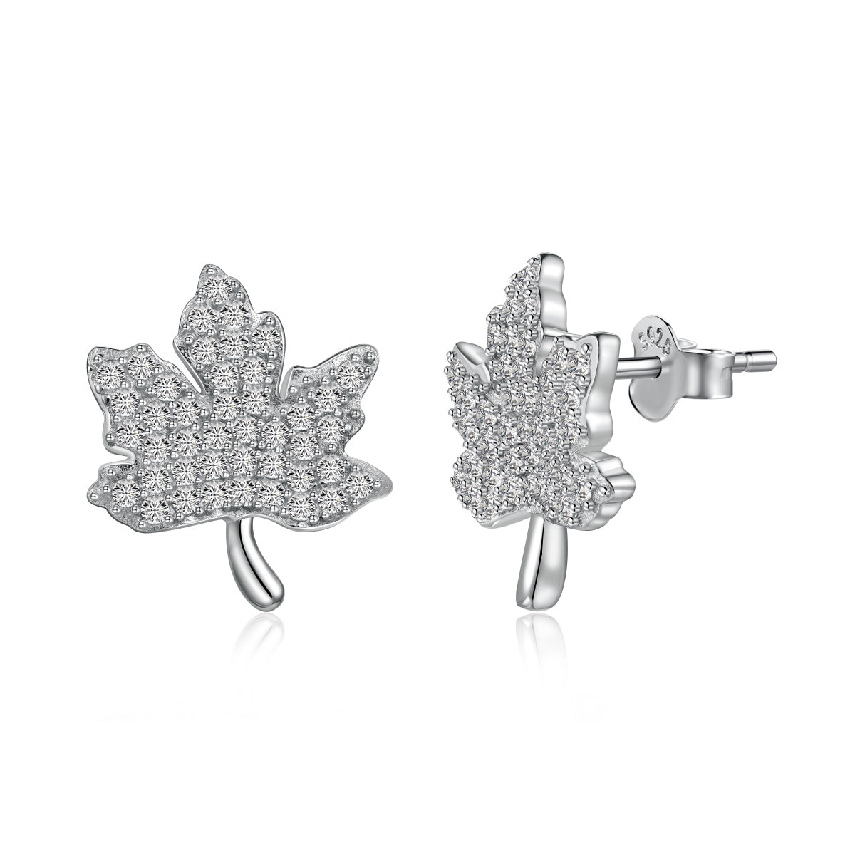 {"Luxery Jewelry": "【高級ジュエリー】", "Exquisite Maple Leaf Design Earrings": "精巧なメープルリーフデザインのイヤリング"}
