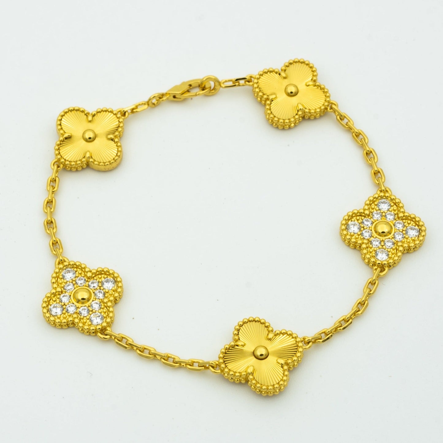 [Luxery] CLOVER 5 MOTIF LASER BRACELET COLLECTION