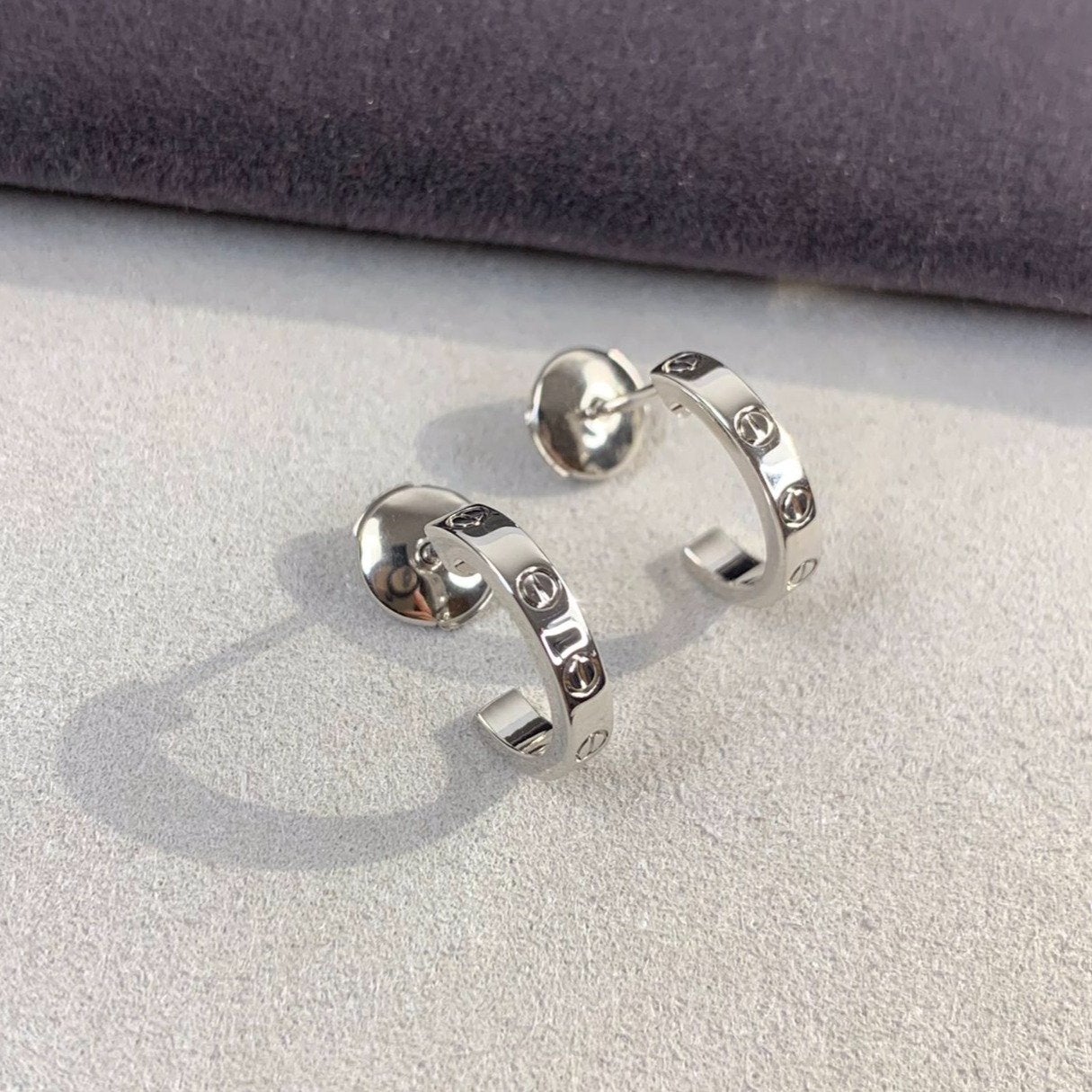 [Luxery]LOVE EARRINGS 2.65MM SILVER
