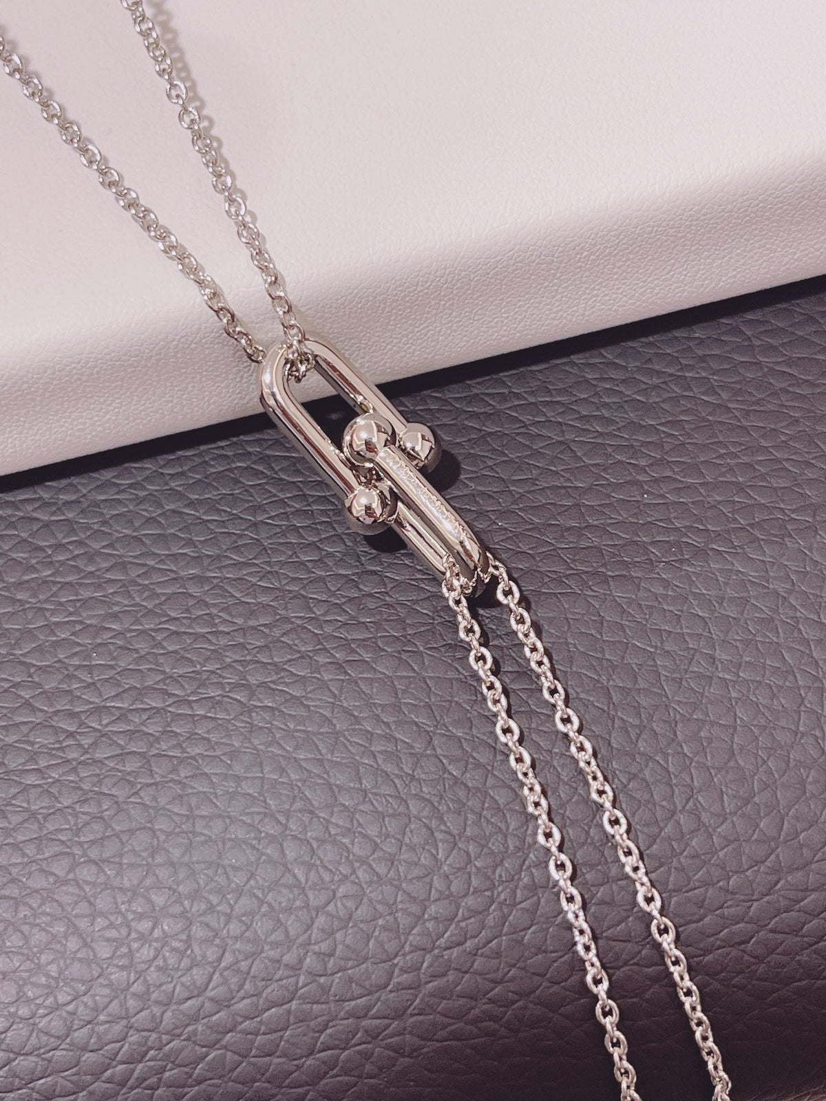 [⭐Luxery Jewels]ハードウェア ダブルリンク ペンダント シルバーネックレス