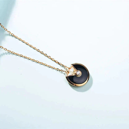 [Luxery]AMULETTE GOLD CARNELIAN ONYX NECKLACE