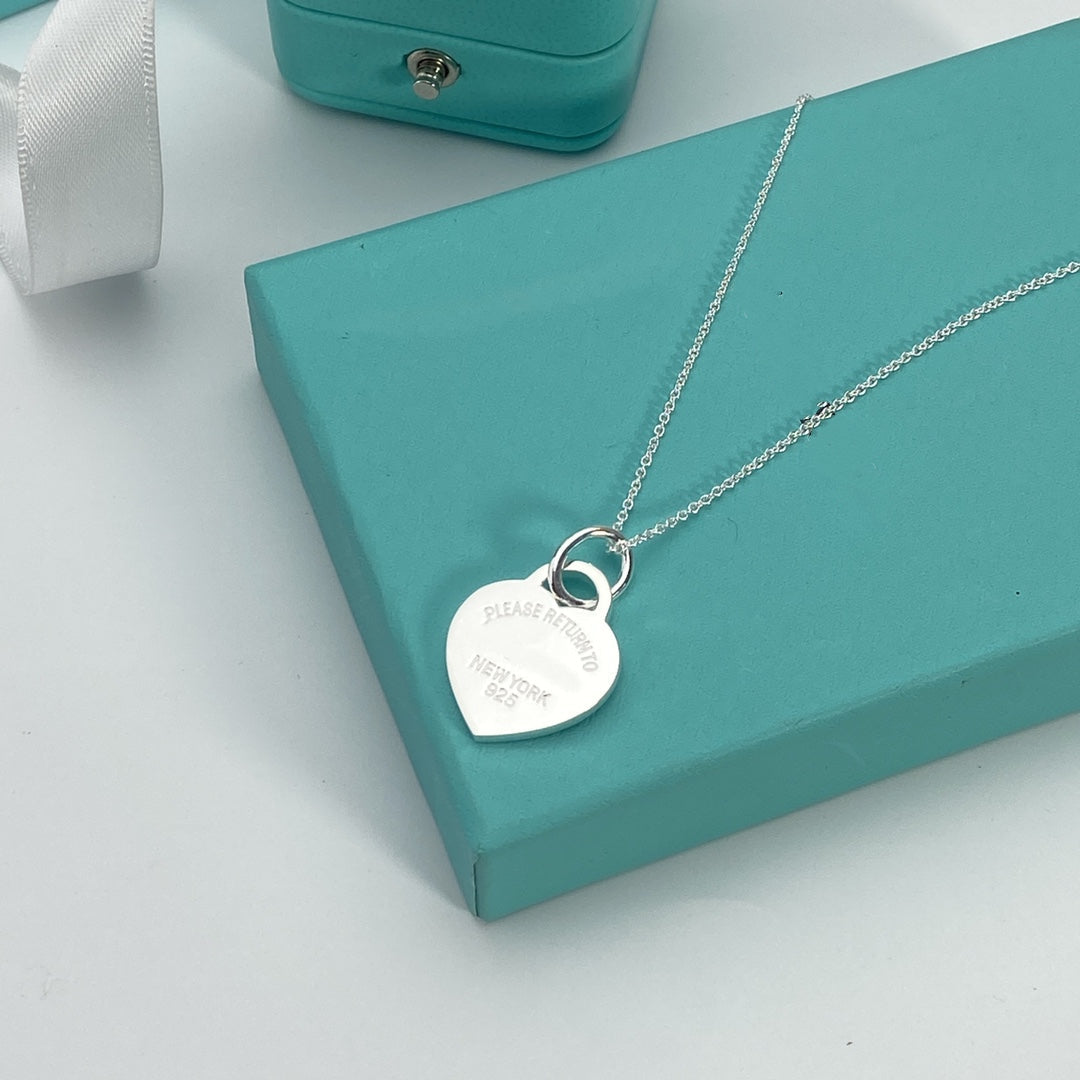 [⭐Luxery Jewels]HEART PEDANT SILVER NECKLACE