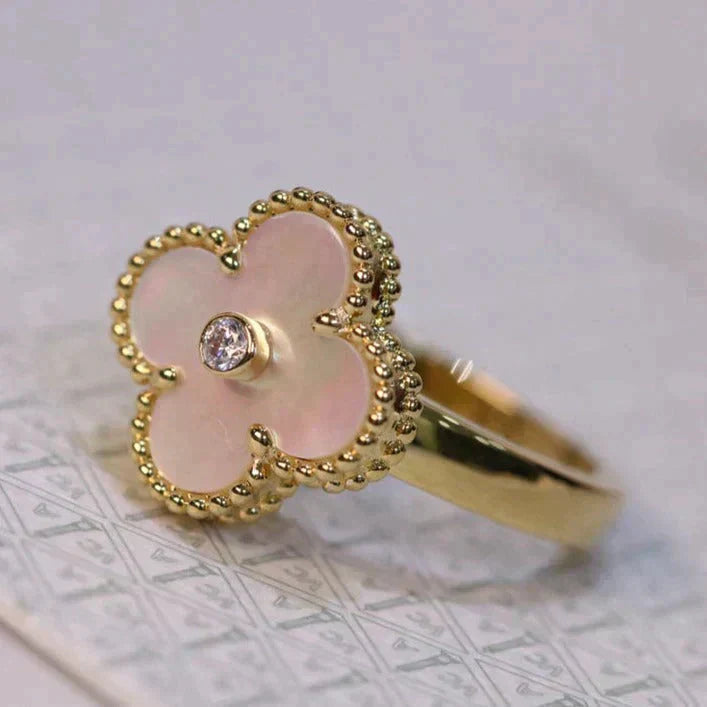 [Luxery]CLOVER PINK MOP RING GOLD DIAMOND