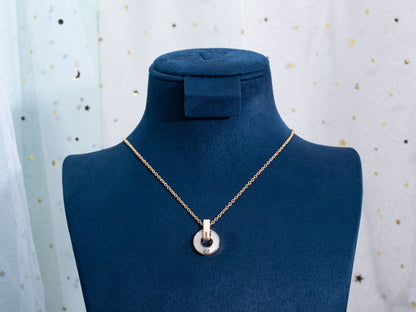 {
  "[⭐Luxery]GARI NECKLACE PINK GOLD MOP": "[⭐ラグジュアリー] GARI ネックレス ピンクゴールド MOP"
}
