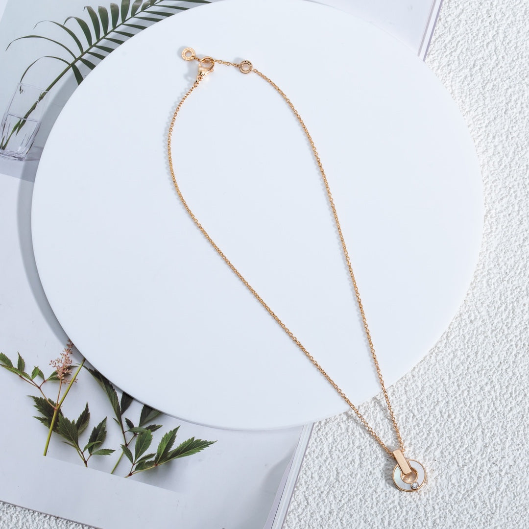 {
  "[⭐Luxery]GARI NECKLACE PINK GOLD MOP": "[⭐ラグジュアリー] GARI ネックレス ピンクゴールド MOP"
}