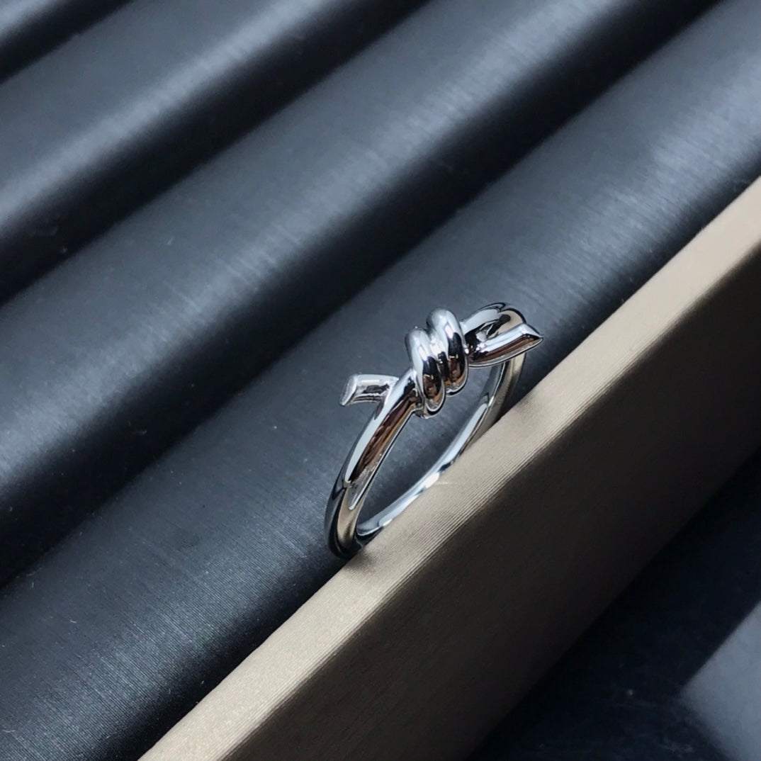 [⭐Luxery Jewels]KNOT RING 1.2MM