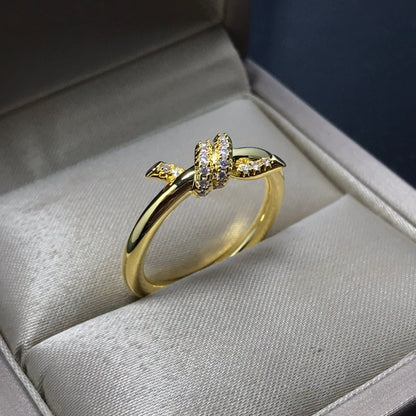 [⭐Luxery Jewels]ノットリング 1.2MM ダイヤモンド