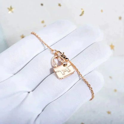 [Luxery]AMULETTE PEDANT ROSE GOLD NECKLACE