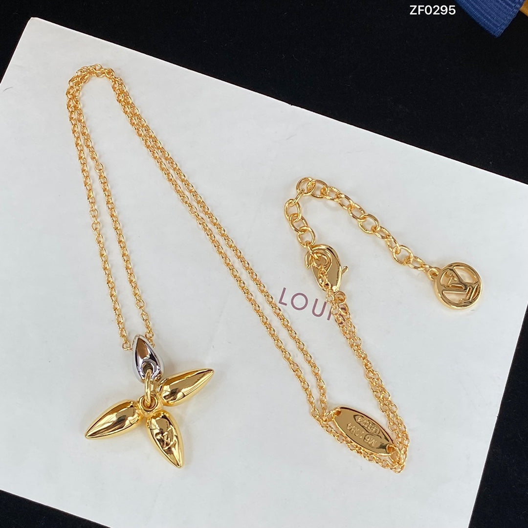 [Luxery]LOUISETTE PEDANT GOLD NECKLACE