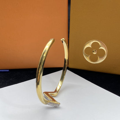 [Luxery]VOLTE UPSITE DOWN DIAMOND GOLD OPEN BRACELET