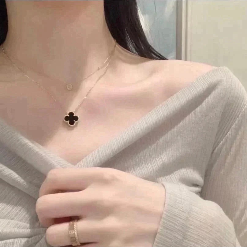[Luxery]CLOVER 15MM BLACK ONYX SINGLE FLOWER NECKLACE