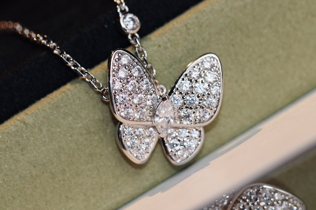 [Luxery]BUTTERFLY DIAMOND NECKLACE