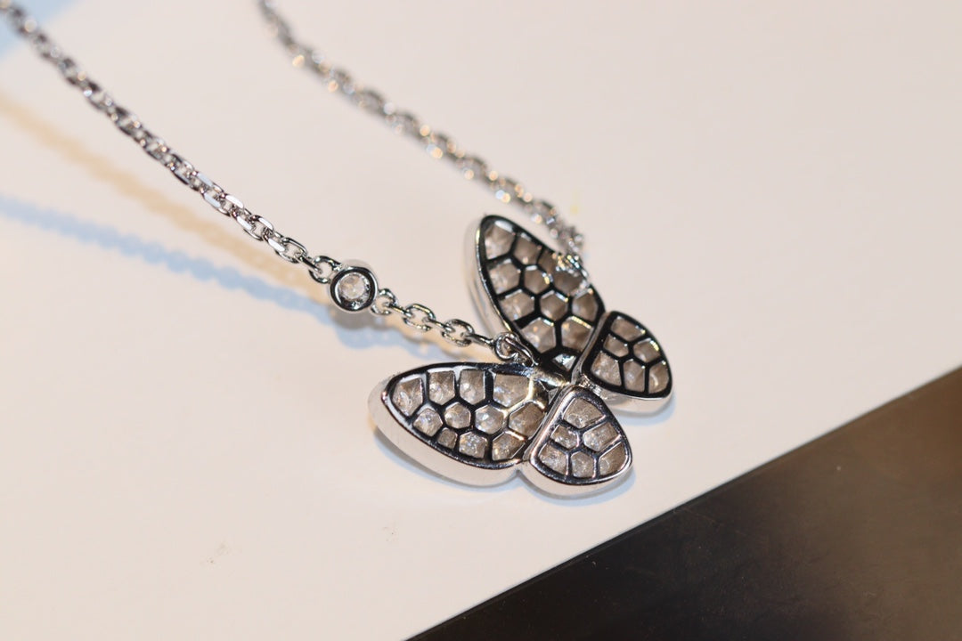 [Luxery]BUTTERFLY DIAMOND NECKLACE