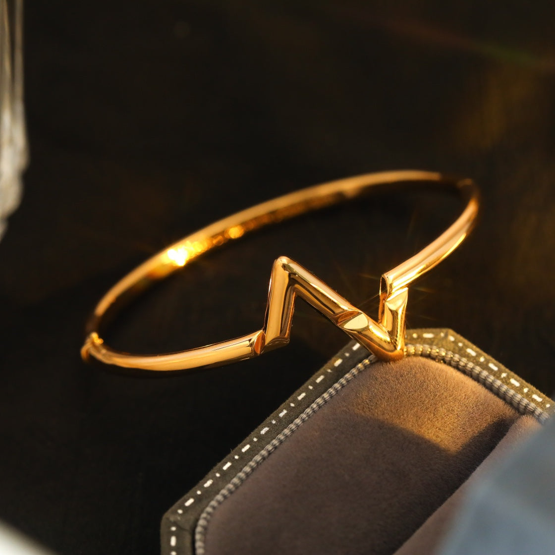[Luxery]VOLTE UPSITE DOWN BRACELET