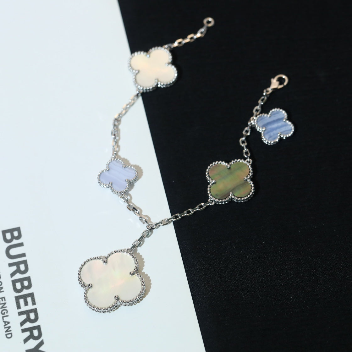 [Luxery]CLOVER BRACELET 5 MOTIFS MOP CHALCEDONY SILVER