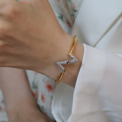 [Luxery]VOLTE UPSITE DOWN GOLD DIAMOND BRACELET