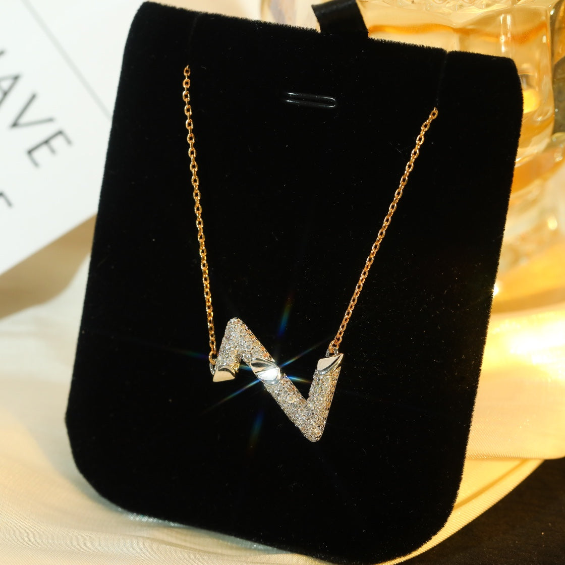 [Luxery]VOLT SILVER DIAMOND PEDANT NECKLACE