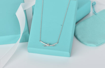 [⭐Luxery Jewels]KNOT NECKLACE
