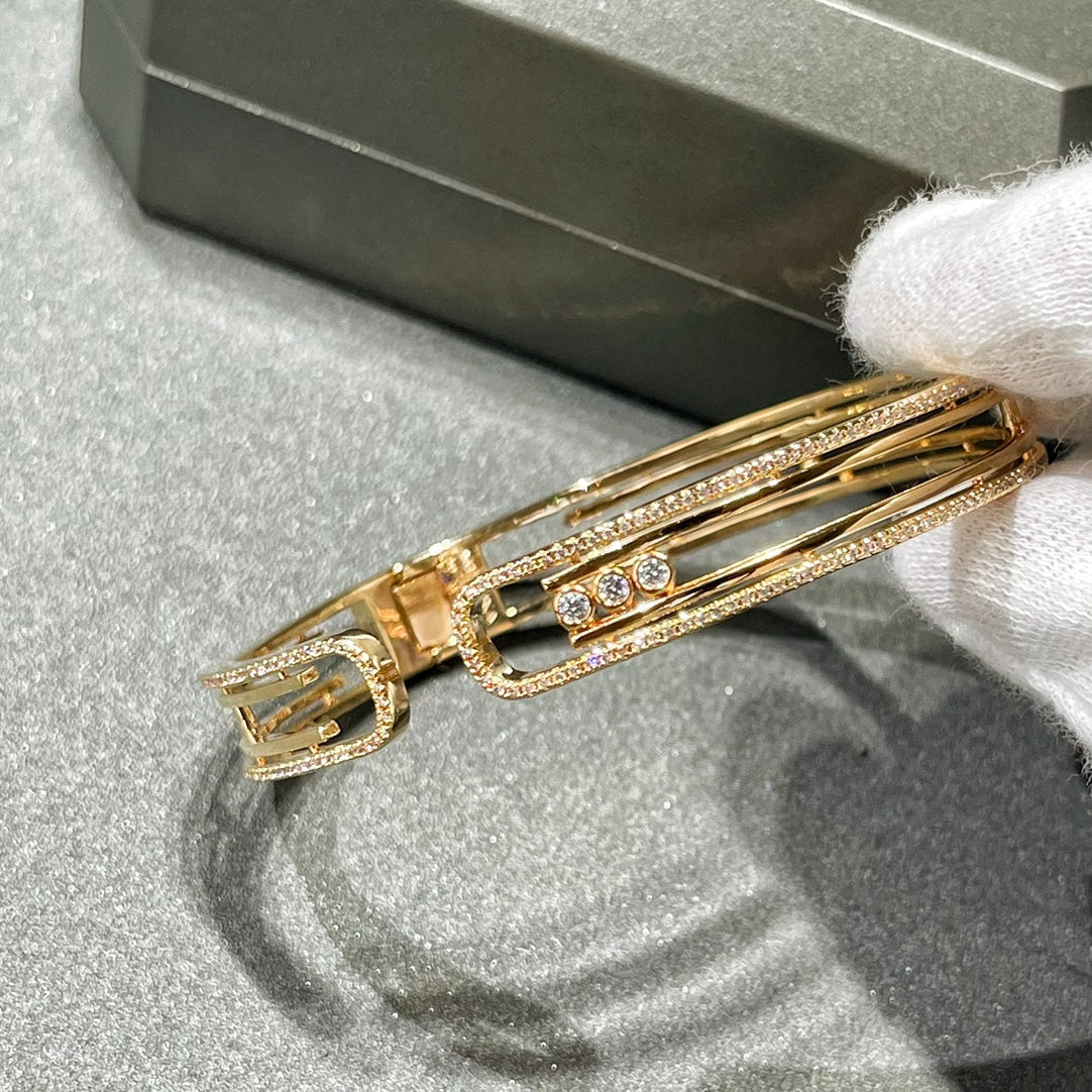 {
  "[⭐Luxery]MOVE 10TH PAVED DIAMOND BRACELET": "[⭐ラグジュアリー]MOVE 10TH パヴェダイヤモンドブレスレット"
}