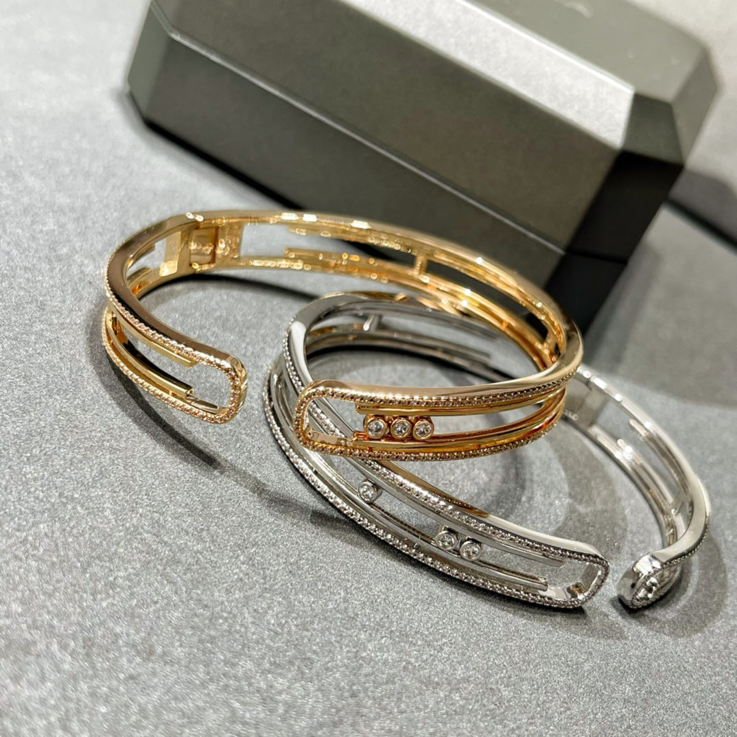 {
  "[⭐Luxery]MOVE 10TH PAVED DIAMOND BRACELET": "[⭐ラグジュアリー]MOVE 10TH パヴェダイヤモンドブレスレット"
}