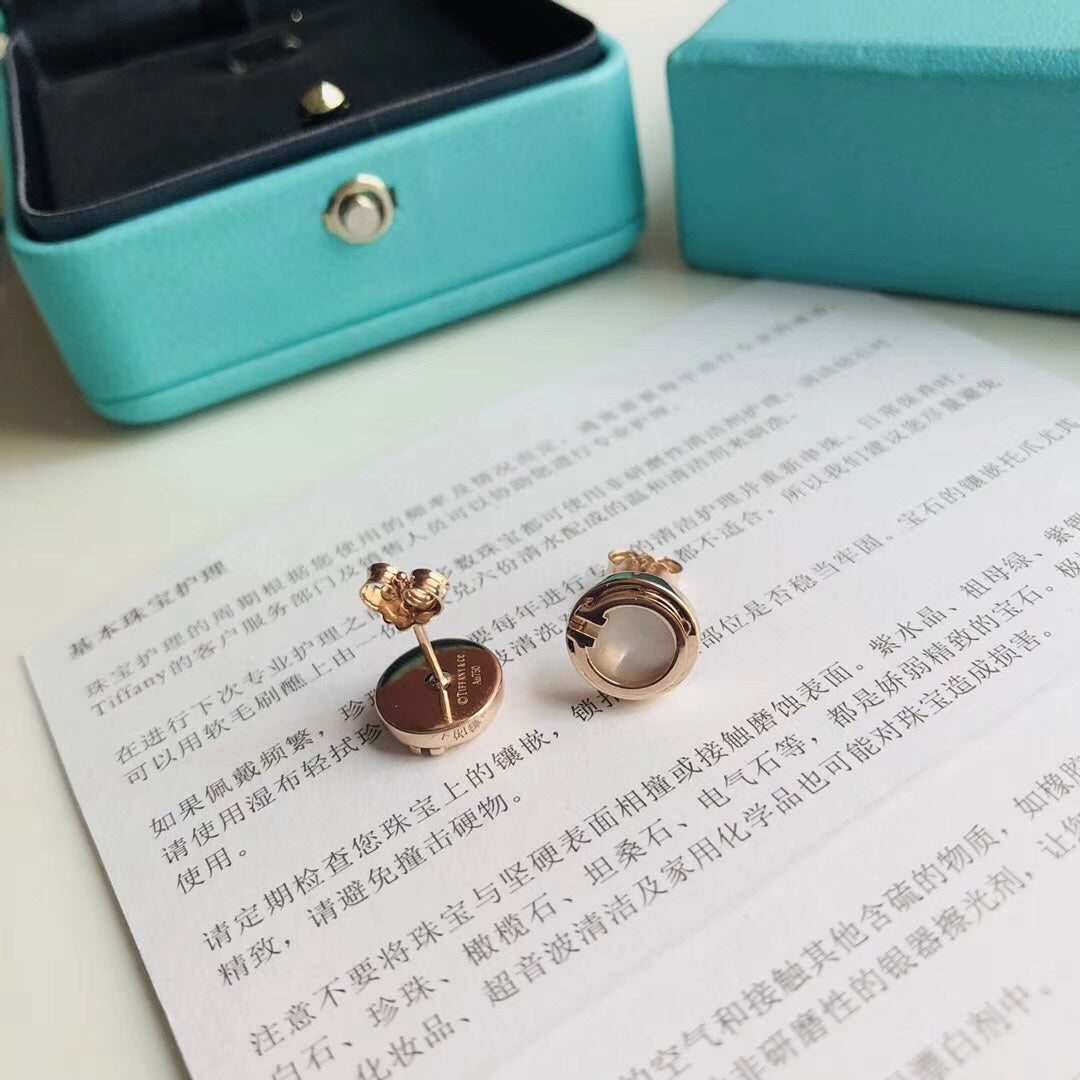 [⭐Luxery Jewels]パールサークルピアス マザーオブパール