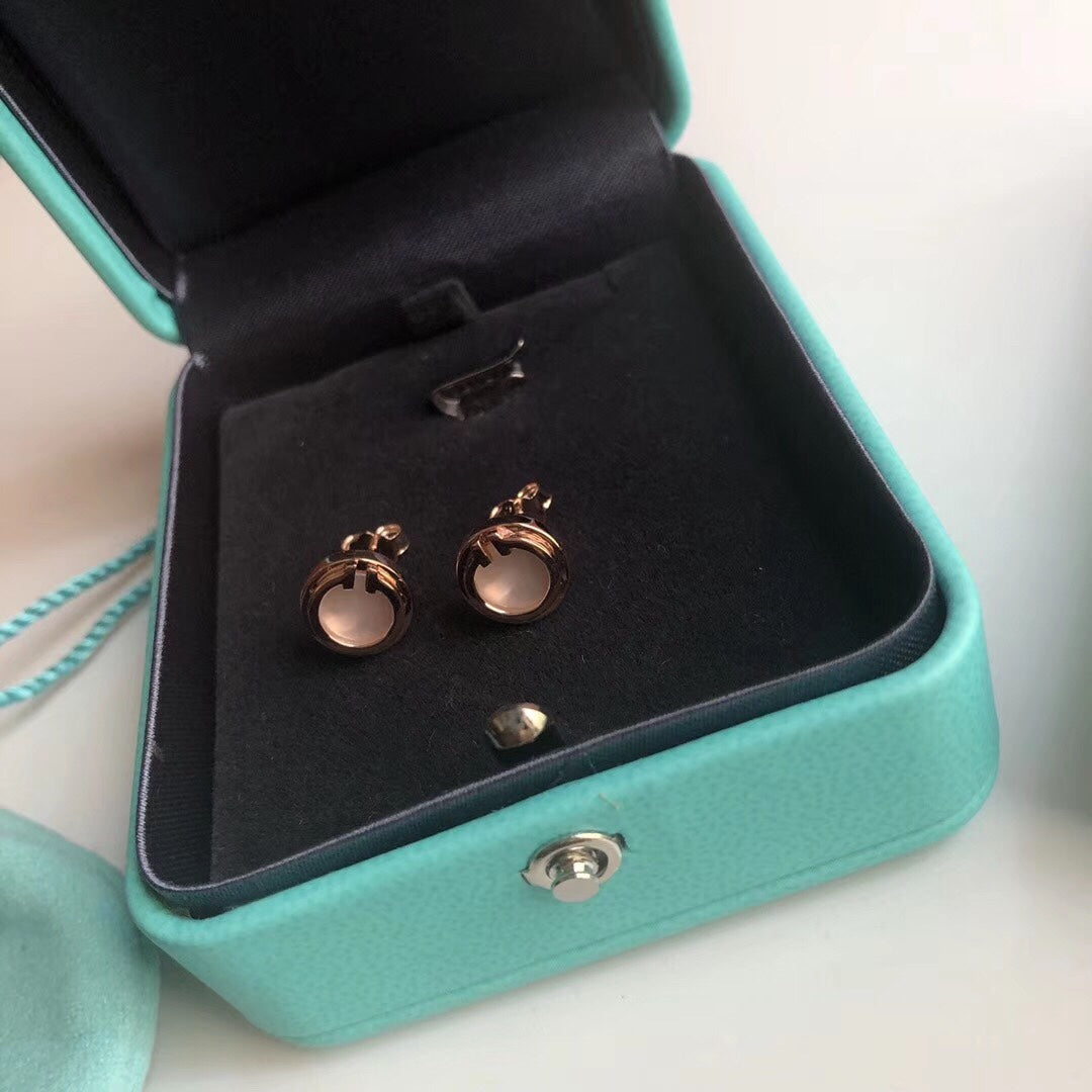 [⭐Luxery Jewels]パールサークルピアス マザーオブパール