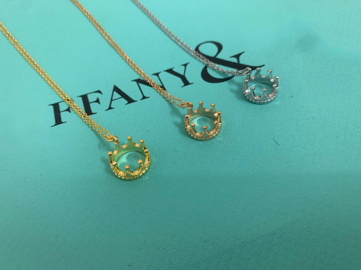 [⭐Luxery Jewels]CROWN NECKLACE MECARI