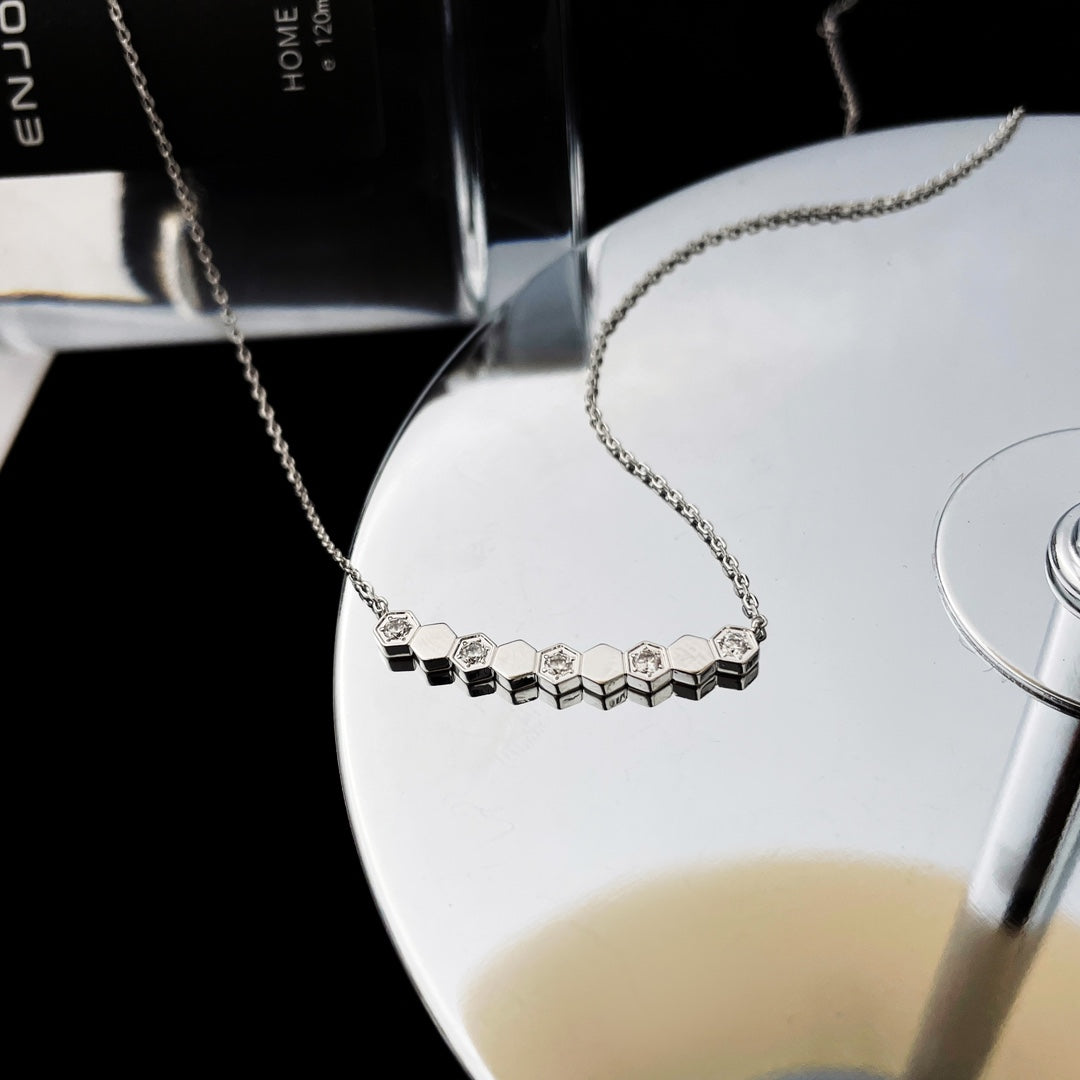 [Luxery]BEE MY LOVE DIAMOND NECKLACE