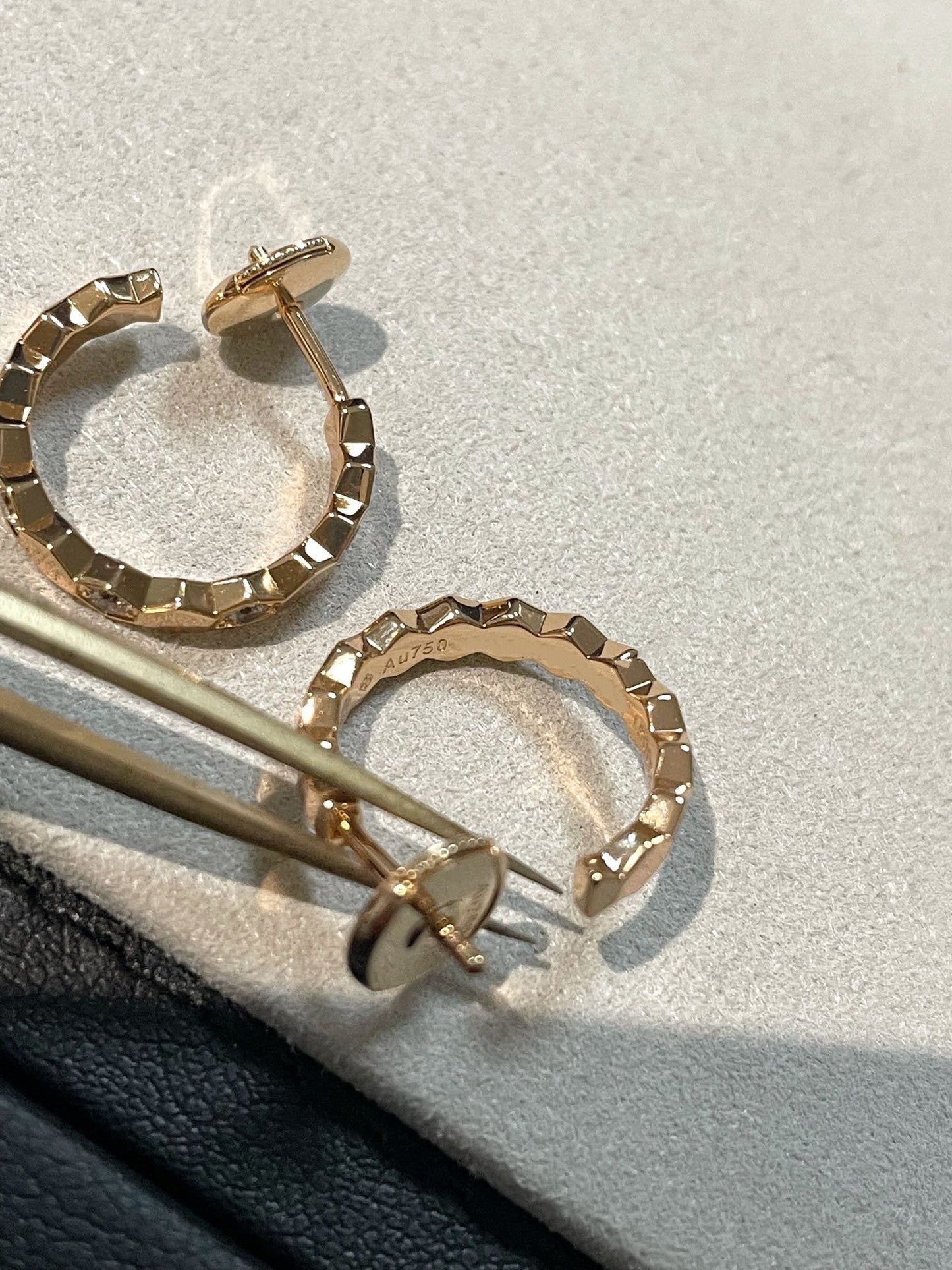 [Luxery]Hollow Design Four-Leaf Clover Flower Shape Ring