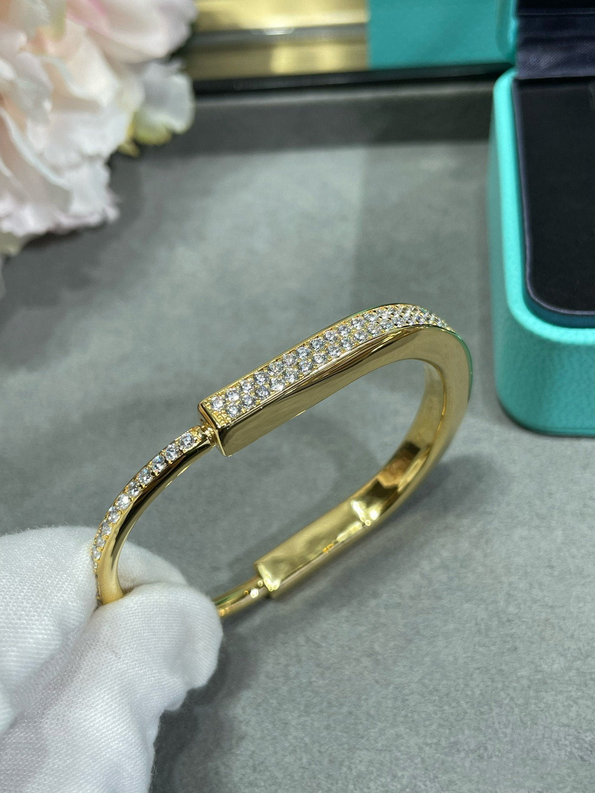[⭐Luxery Jewels]LOCK-ARMBAND MIT DIAMANT-PAVÉ