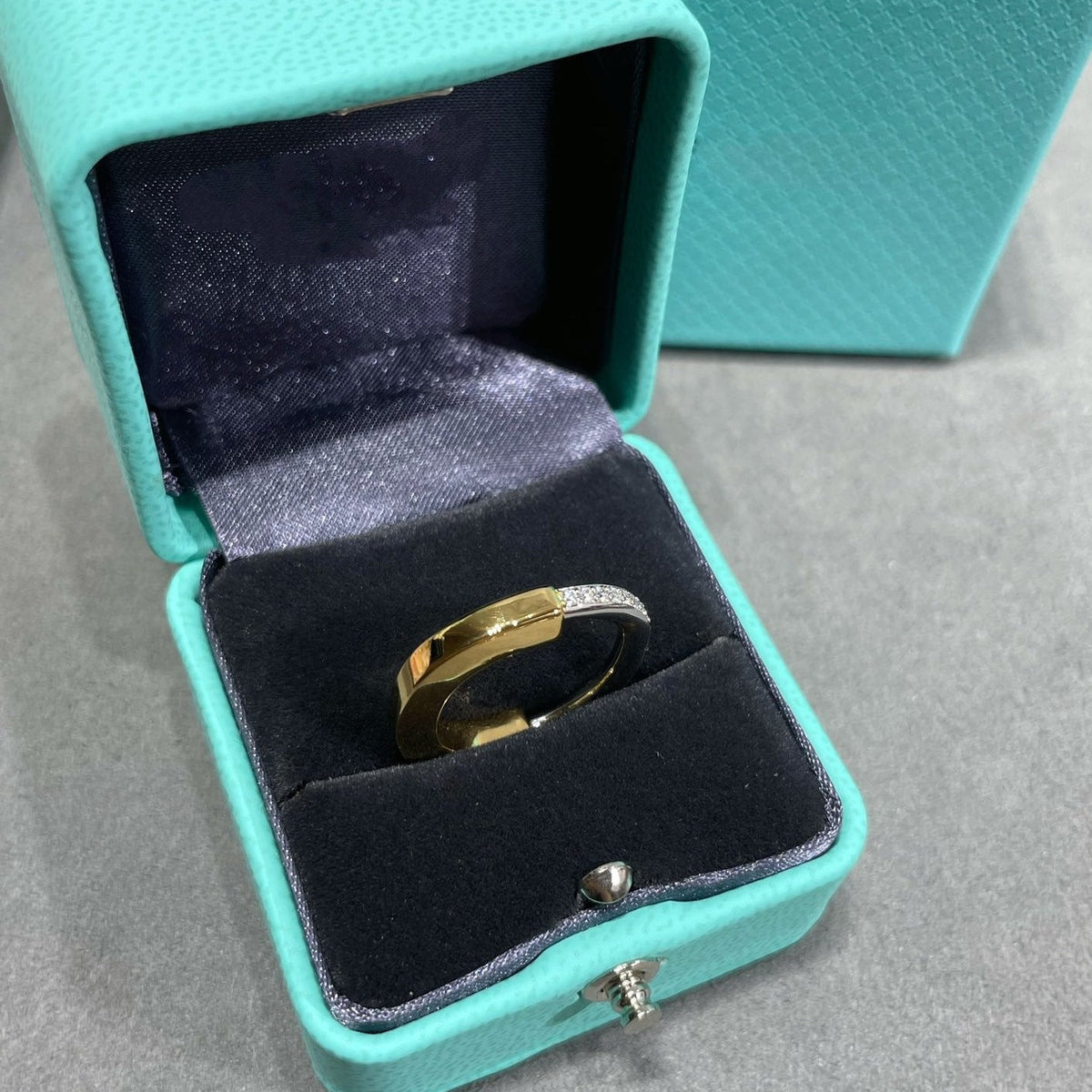 [⭐Luxery Jewels]LOCK DIAMOND RING