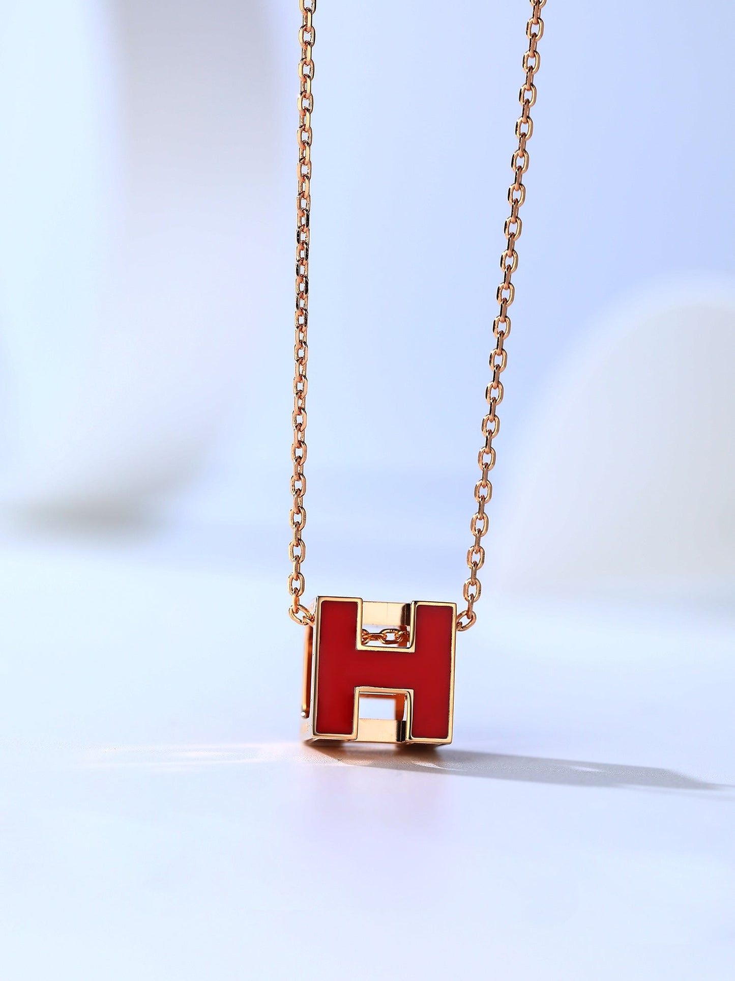[Luxery]H CAGE PINK GOLD NECKLACE