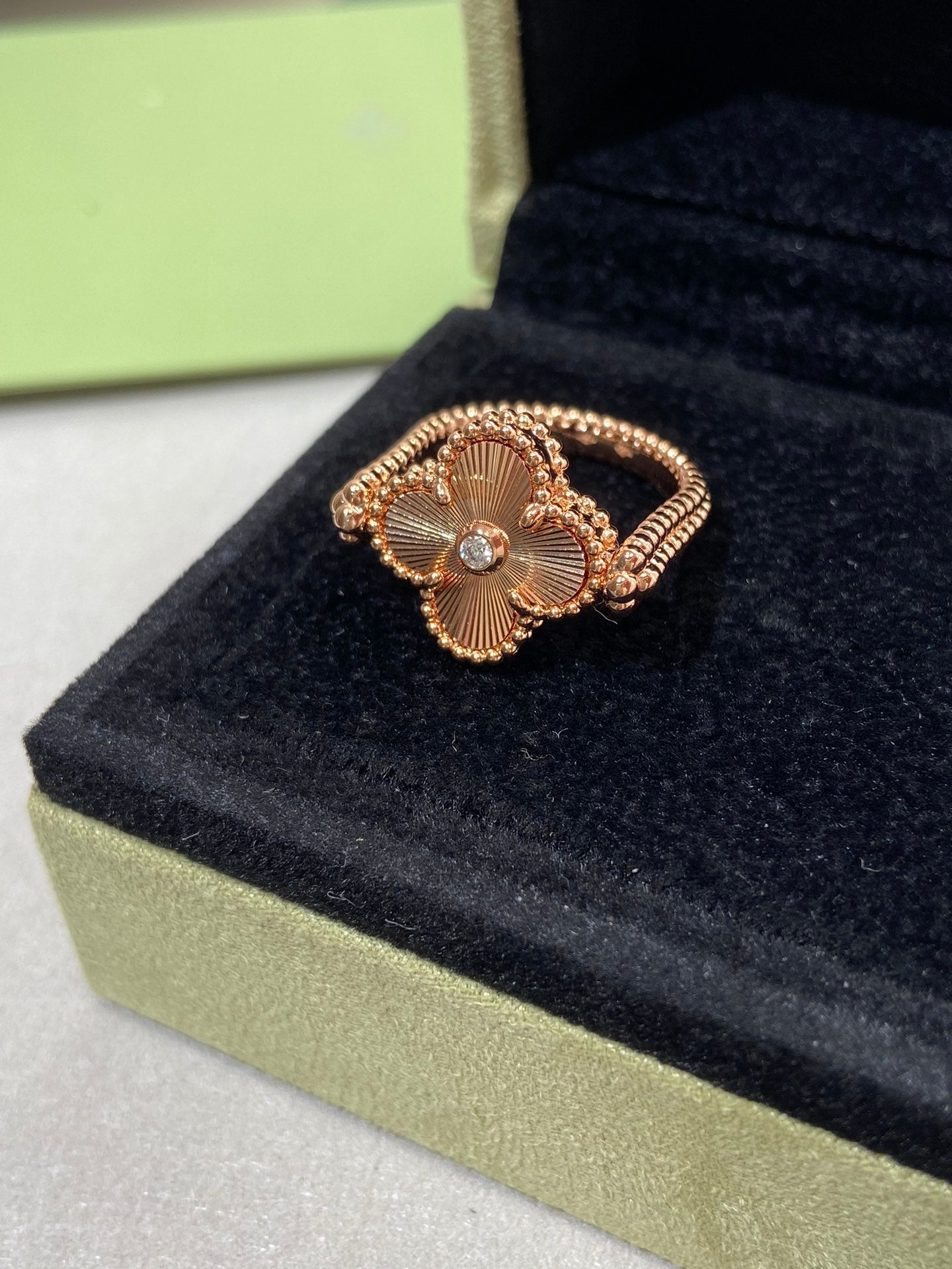 [Luxery]CLOVER RIVERSIBLE ROSE GOLD RING