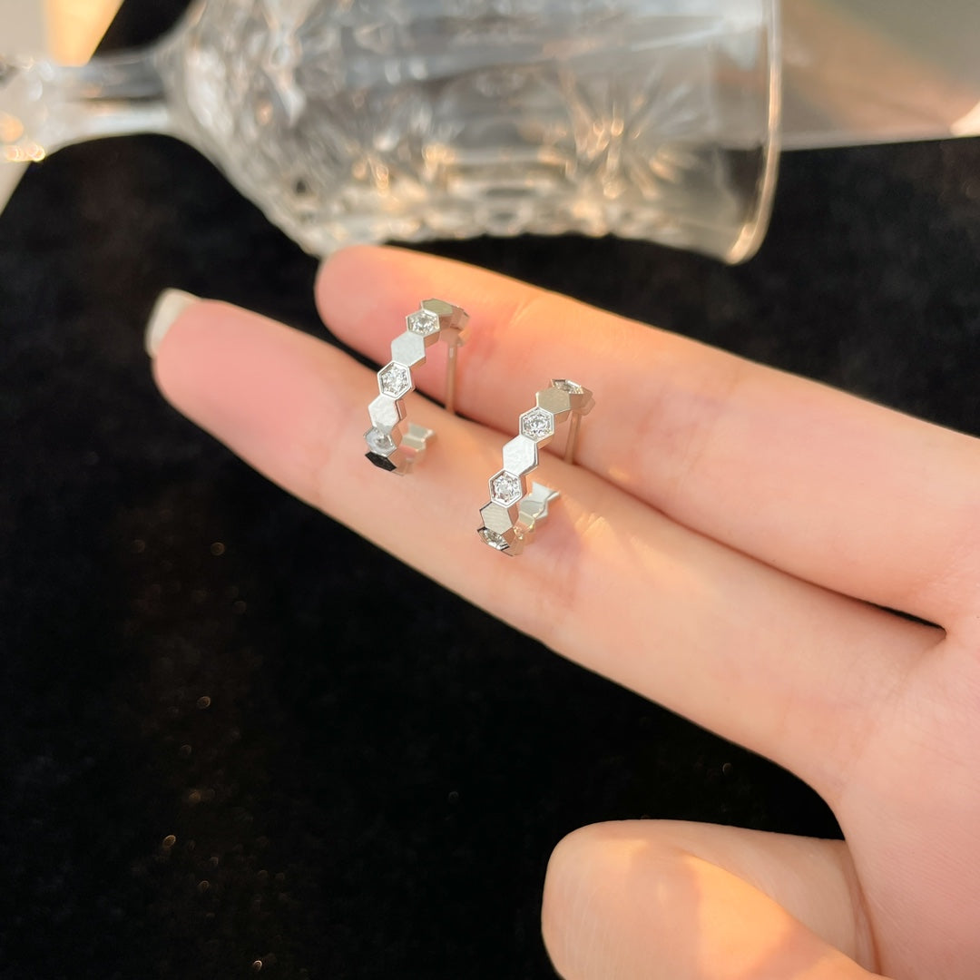 [Luxery]BEE LOVE DIAMOND HOOP EARRINGS