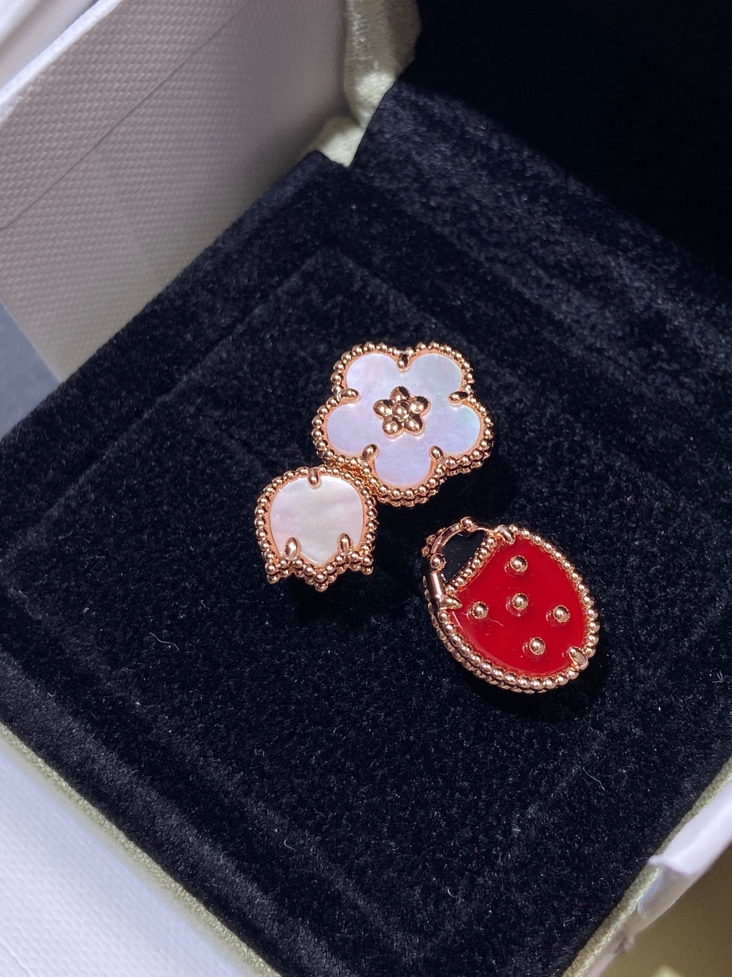 [Luxery]LUCKY 3 MOTIF ROSE GOLD RING