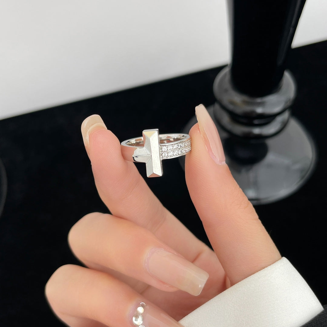 [⭐Luxery Jewels]T WIDE DIAMOND RING