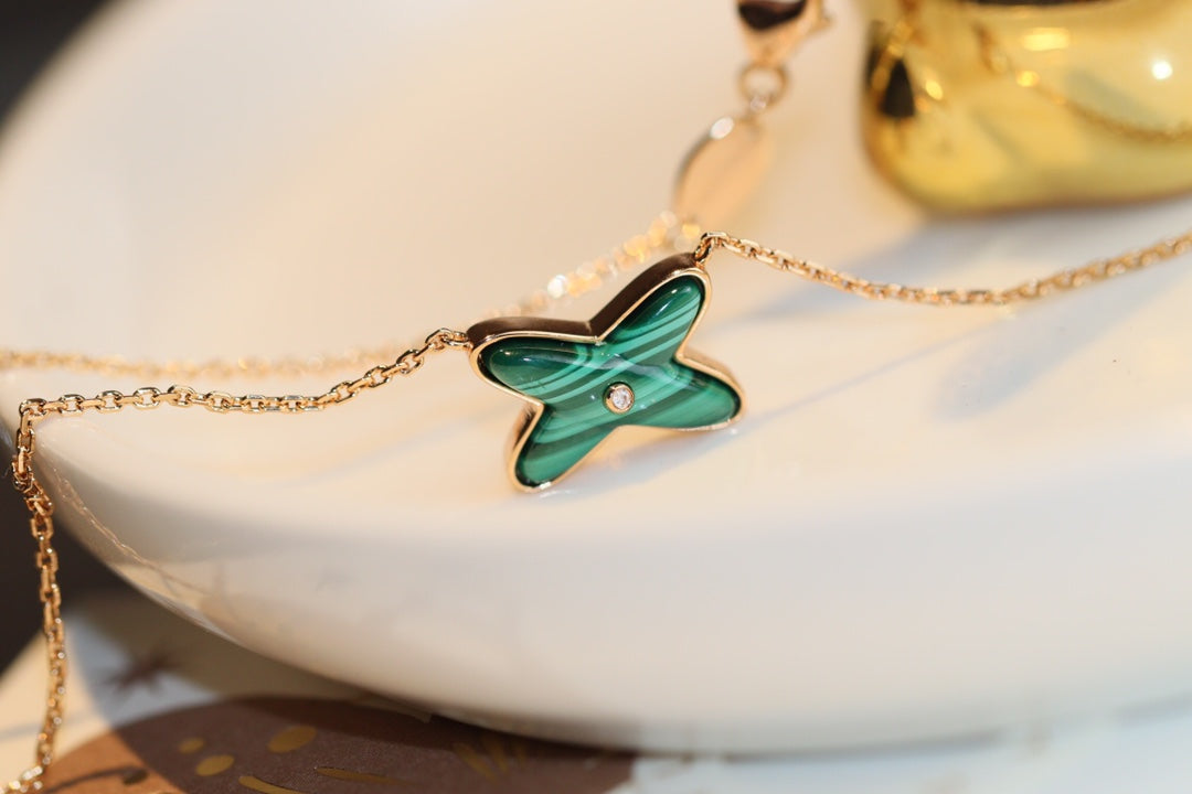 [Luxery]JEUX MALACHITE 1 DIAMOND PINK GOLD NECKLACE