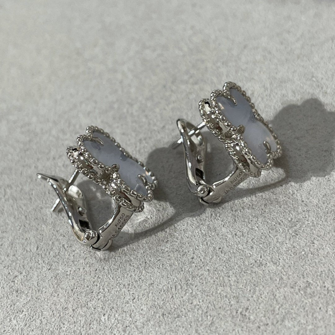[Luxery]CLOVER CHALCEDONY SILVER STUD EARRINGS