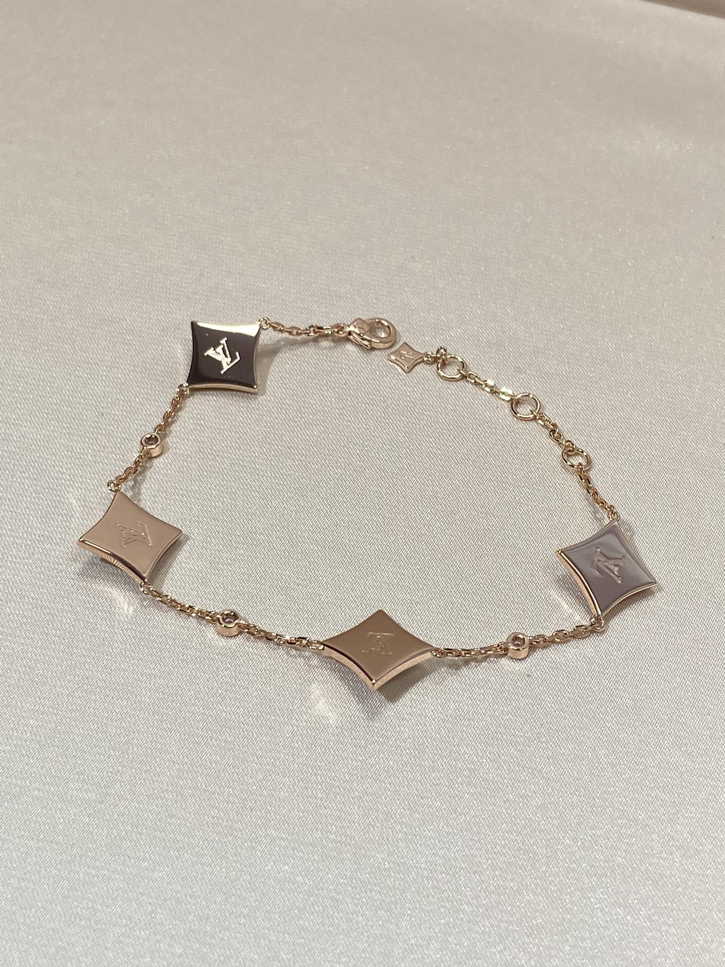 [Luxery]STAR 4 MOTIF MOP DIAMOND PINK GOLD BRACELET