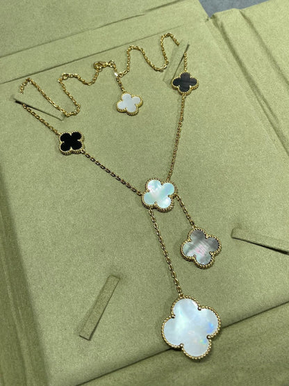 [Luxery]CLOVER 6 MOTIF MOP ONYX GOLD NECKLACE