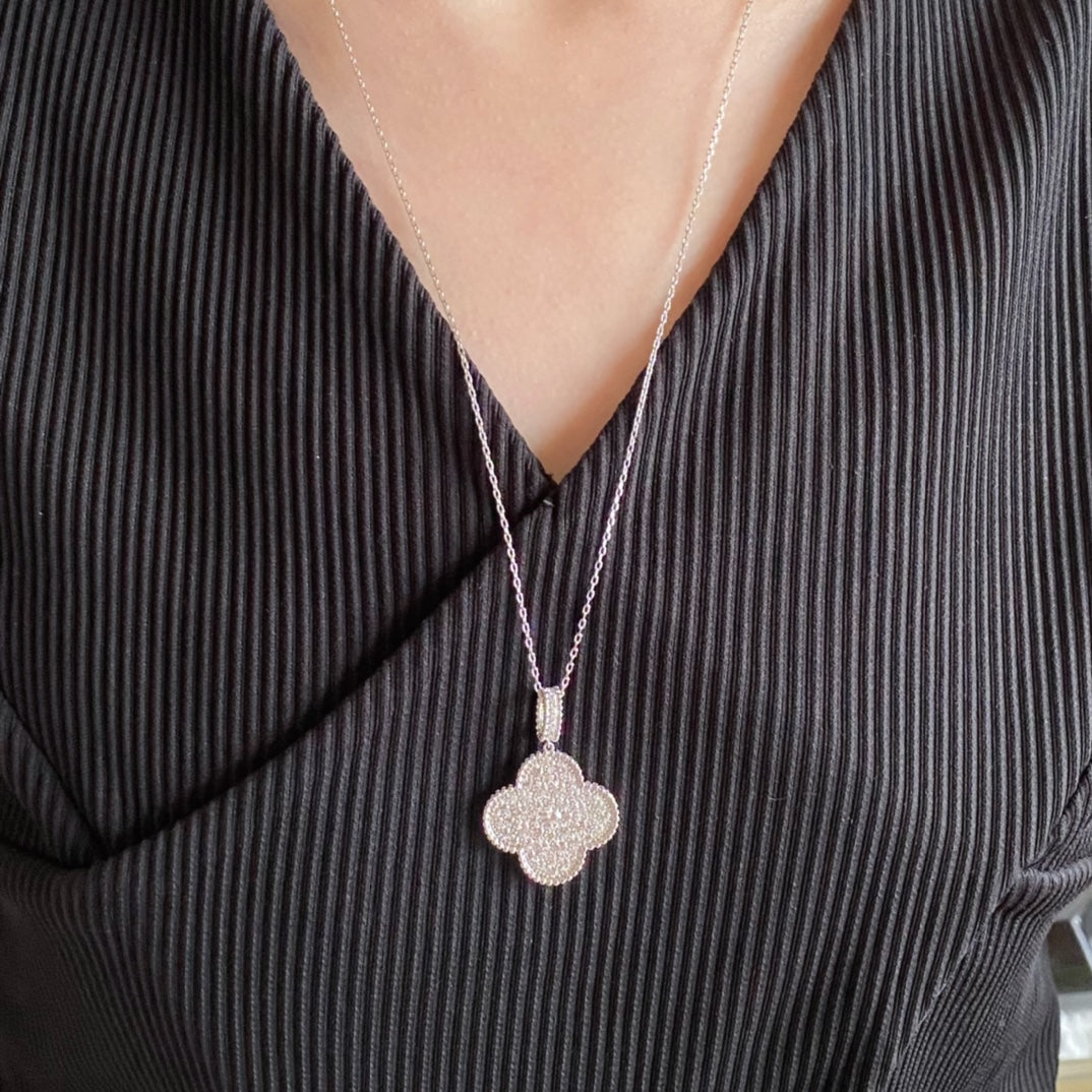 [Luxery]CLOVER 25MM LARGE PEDANT DIAMOND PAVED LONG NECKLACE