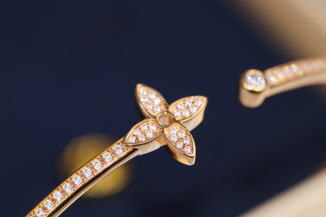 [Luxery]IDYLLE PINK GOLD OPEN BRACELET DIAMOND PAVED