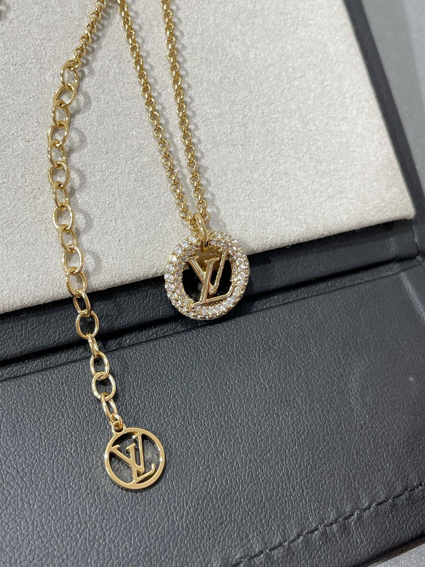 [Luxery]BY NIGHT DIAMOND PAVED NECKLACE