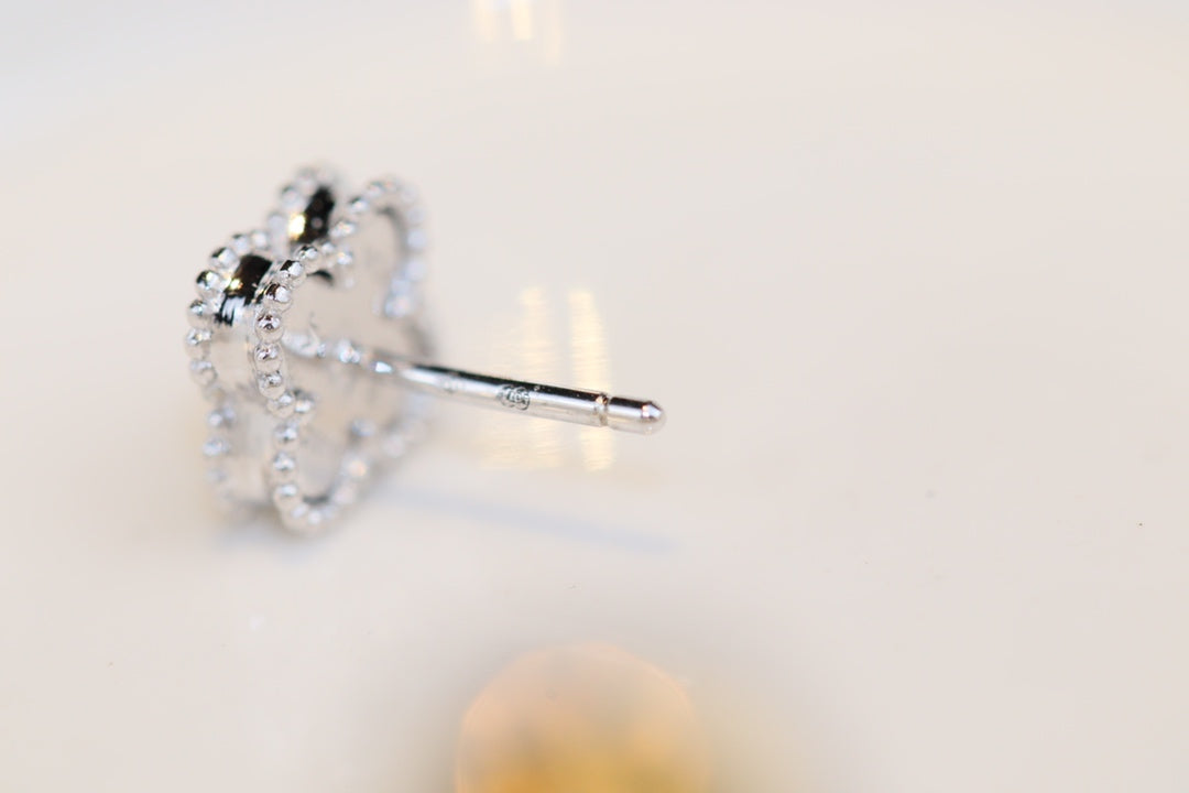 [Luxery]CLOVER MINI TURQUOISE SILVER STUD EARRINGS