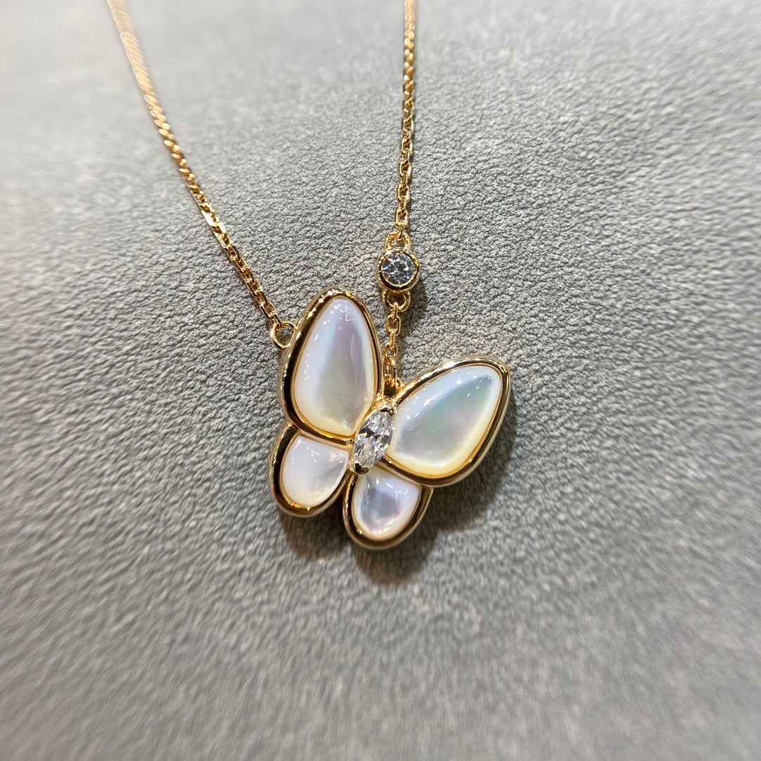 [Luxery]BUTTERFLY MOP DIAMOND NECKLACE