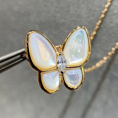 [Luxery]BUTTERFLY MOP DIAMOND NECKLACE