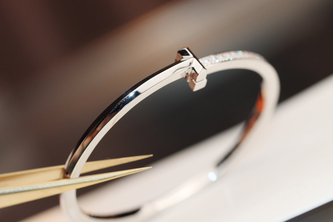 [⭐Luxery Jewels]NARROW T1 HINGED BANGLE DIAMOND SILVER