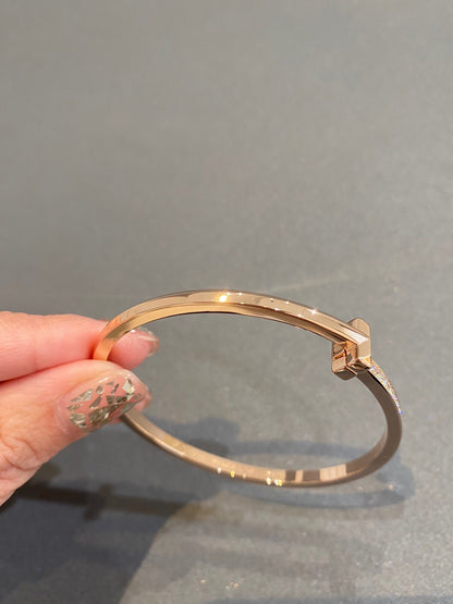 [⭐Luxery Jewels]NARROW T1 HINGED BANGLE DIAMOND PINK GOLD