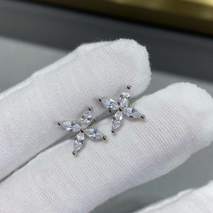 [⭐Luxery Jewels]VICTORIA SILVER DIAMOND STUD MINI EARRINGS