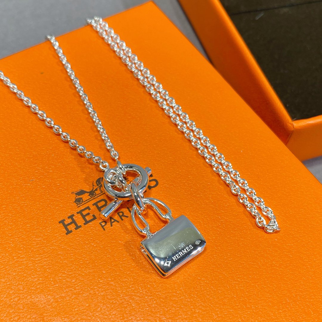 [Luxery]CONSTANCE PEDANT SILVER NECKLACE